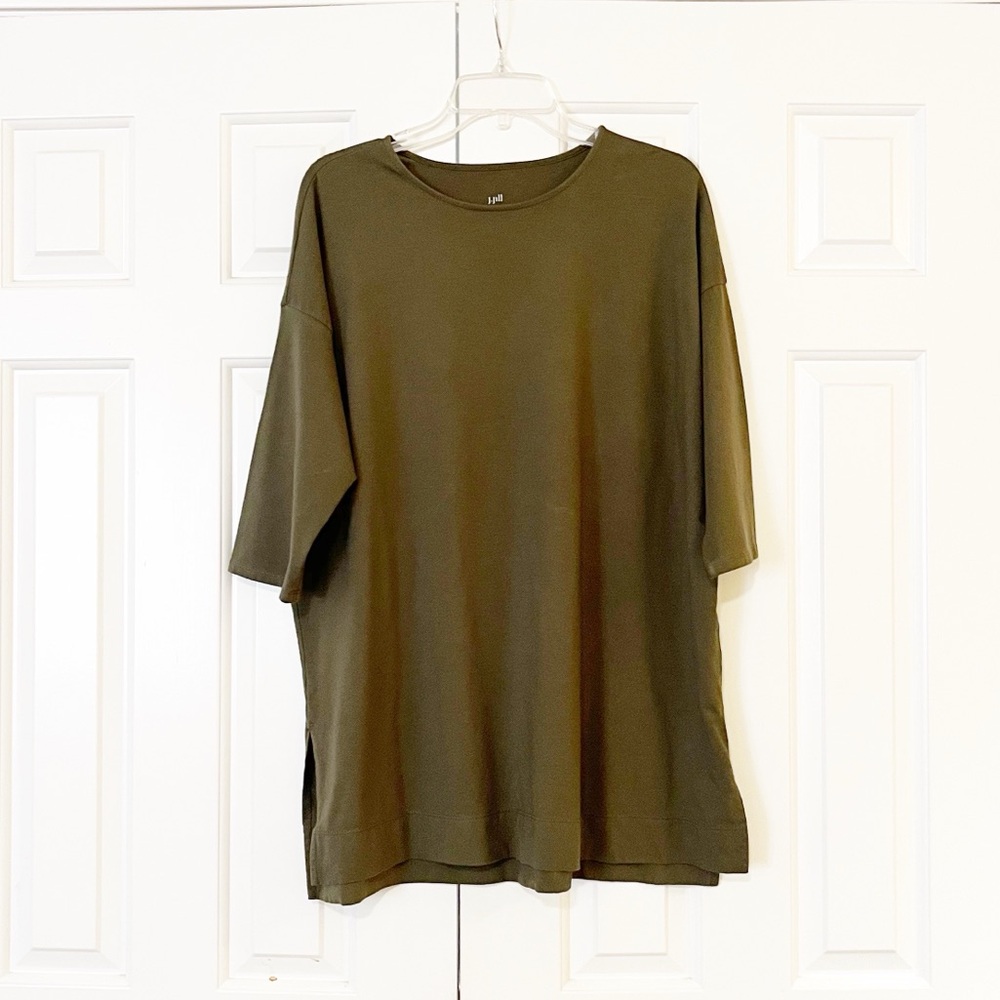 J. Jill Luxe Supima ballet sleeve tunic in olive green w/side slits. Sz Large